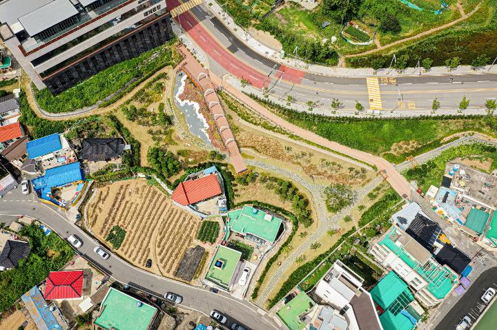 오시리아 해안산책로 전경